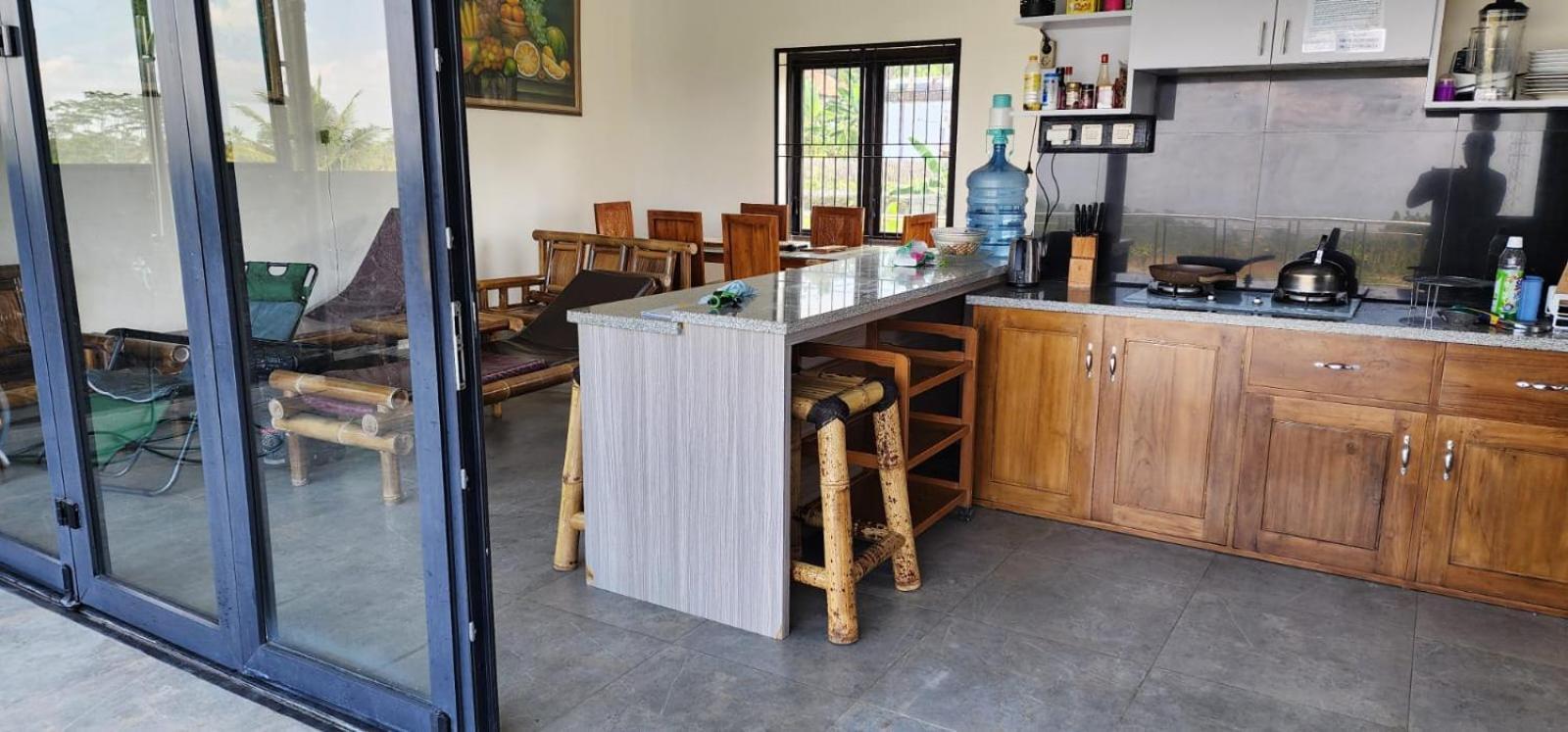 Pool Villa Saung Suluh Purwokerto Exterior photo